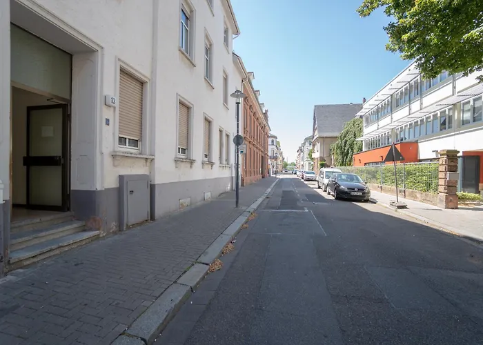 Goethe-Suites: Premium 4 Person Worms City Centre Appartment