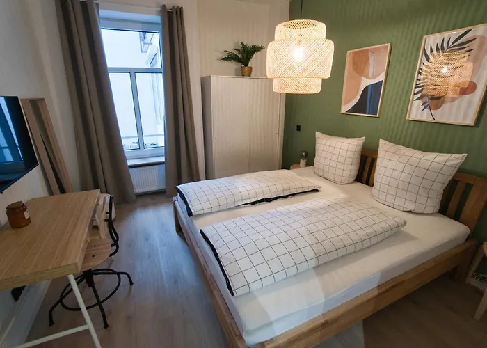 Goethe-Suites: Premium 4 Person Worms City Centre Appartment